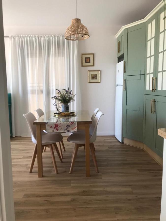 Ático Al Sol en primera línea de playa Apartamento Rota Exterior foto