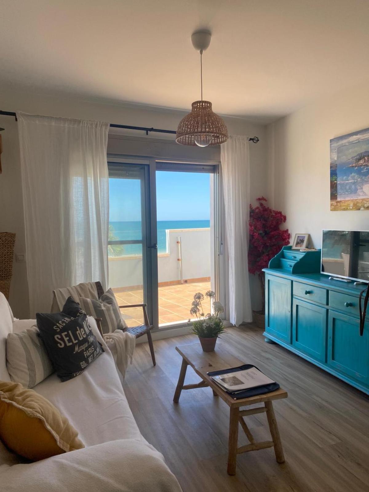 Ático Al Sol en primera línea de playa Apartamento Rota Exterior foto